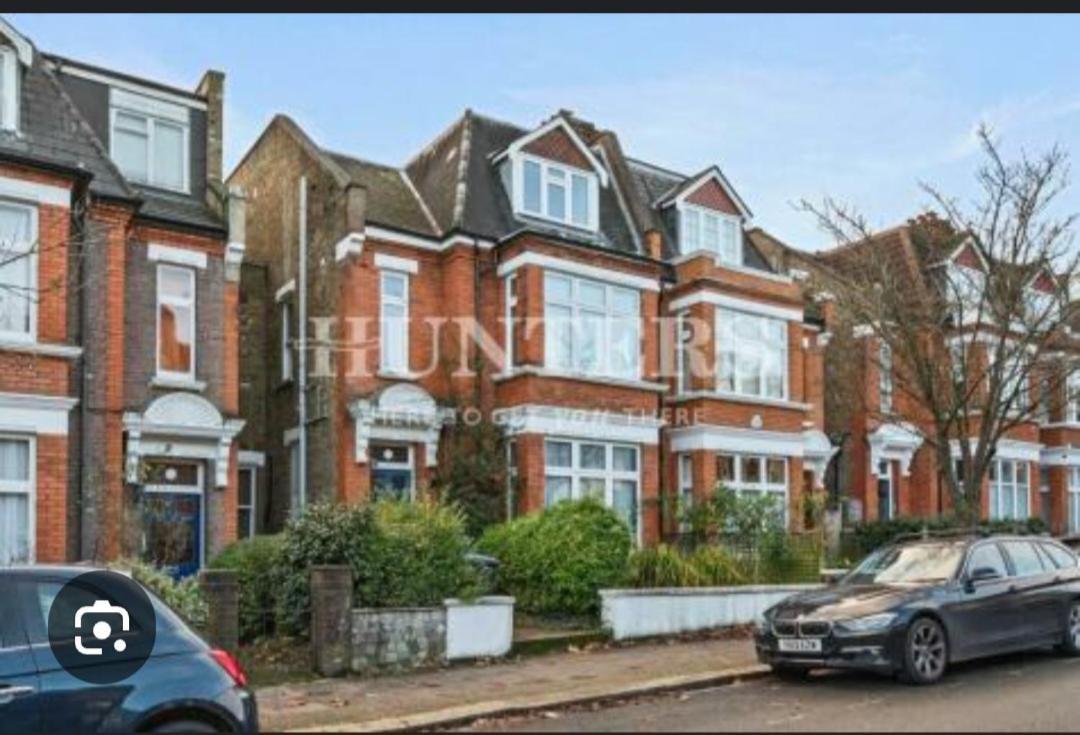 Centrel To London Single Bed Room Quiet Home With Host And Breakfast Londres Exterior foto